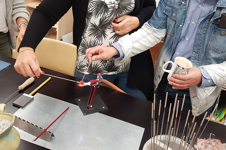 Meeskonnatöö leekpõletil_Qpeale stuudio töötuba Meeskonnatöö leekpõletil_Qpeale stuudio töötuba