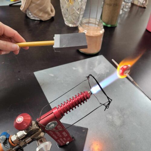 Qpeale klaasistuudio klaasisulatus töötuba