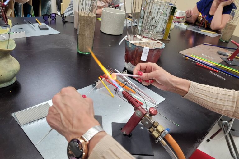 Qpeale klaasistuudio_klaasisulatuse_töötuba_meeskonnaüritus 1 Qpeale klaasistuudio klaasisulatus töötuba