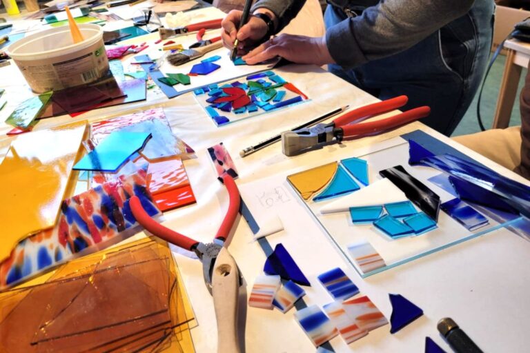 Töötuba Tartu Qpeale klaasistuudio taldrikud 11 w Klaasi töötuba Qpeale klaasistuudio